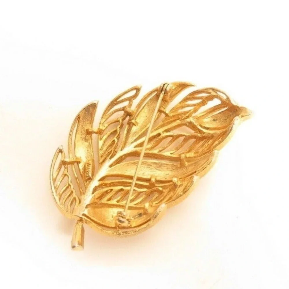 Vintage Signed LISNER Large‎ Gold Toned Leaf Pin Brooch